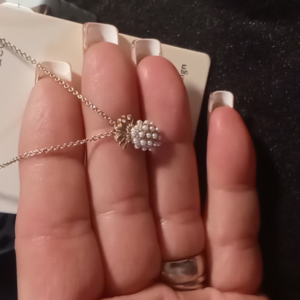 Fresh & co. Pineapple pendant necklace delicate pearl stuffed